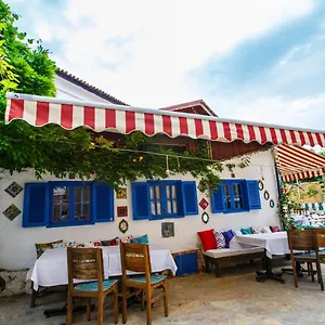 Oda ve Kahvaltı Chez Rumi Butik, Selçuk